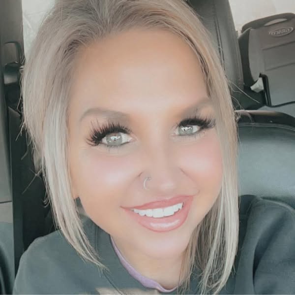 In Loving Memory of Courtney Cuevas Knoxville, Tennessee