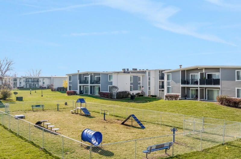 Tragedy in Canton: 13-Year-Old Girl Fatally Shot at Ridgeline Apartments